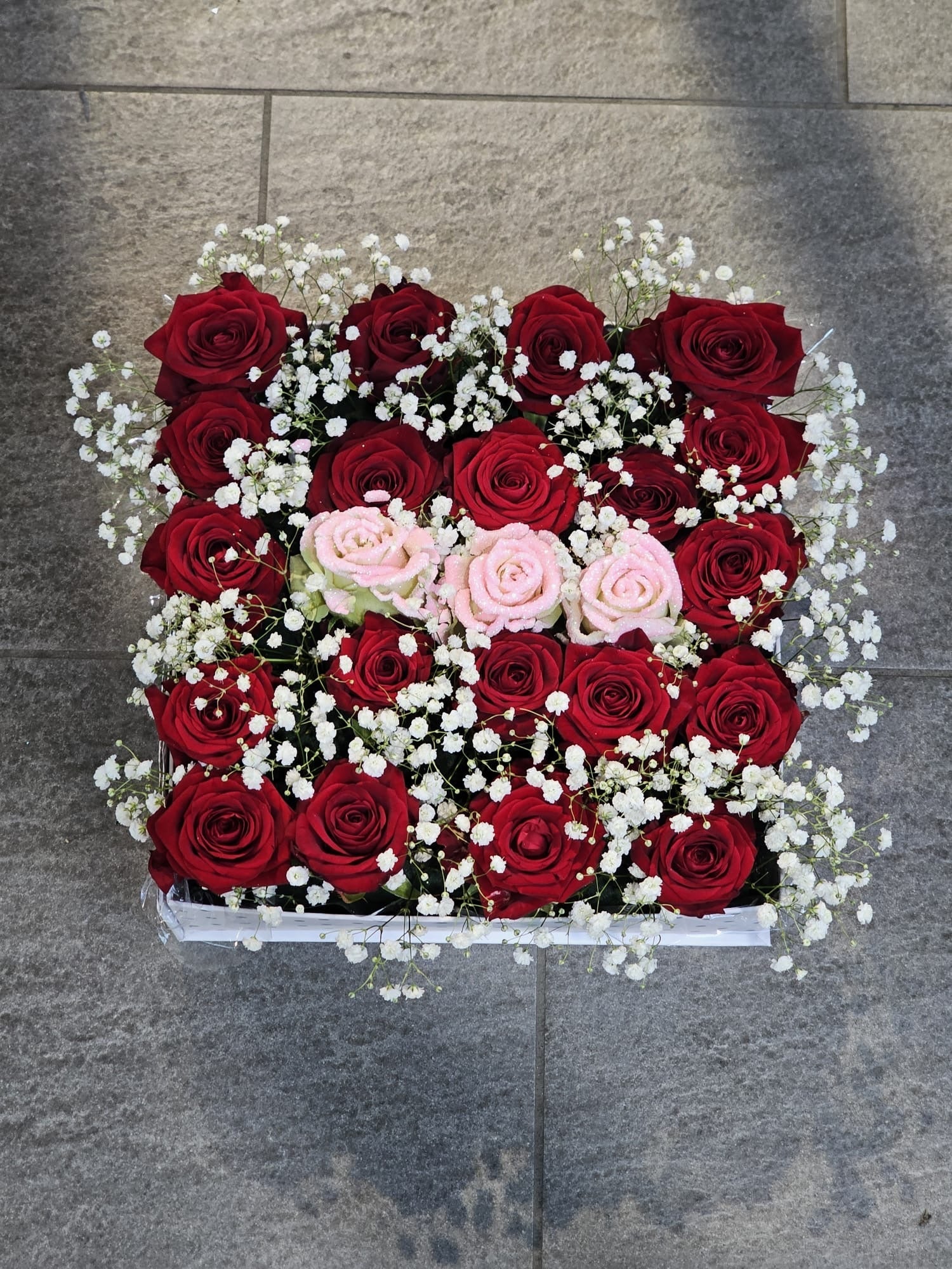 Leidenschaft in Rot – 100 Rosen