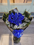 Weißer Gartenkorb – Blumenarrangement