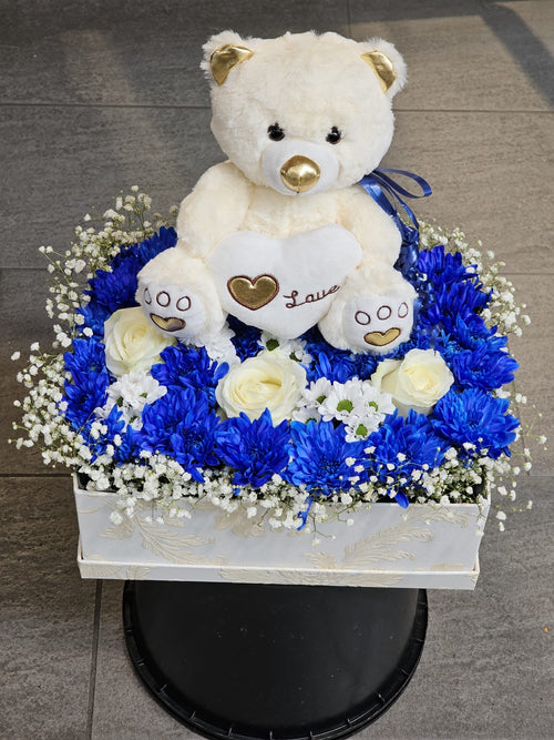 The dance of blue and white – sweet bliss